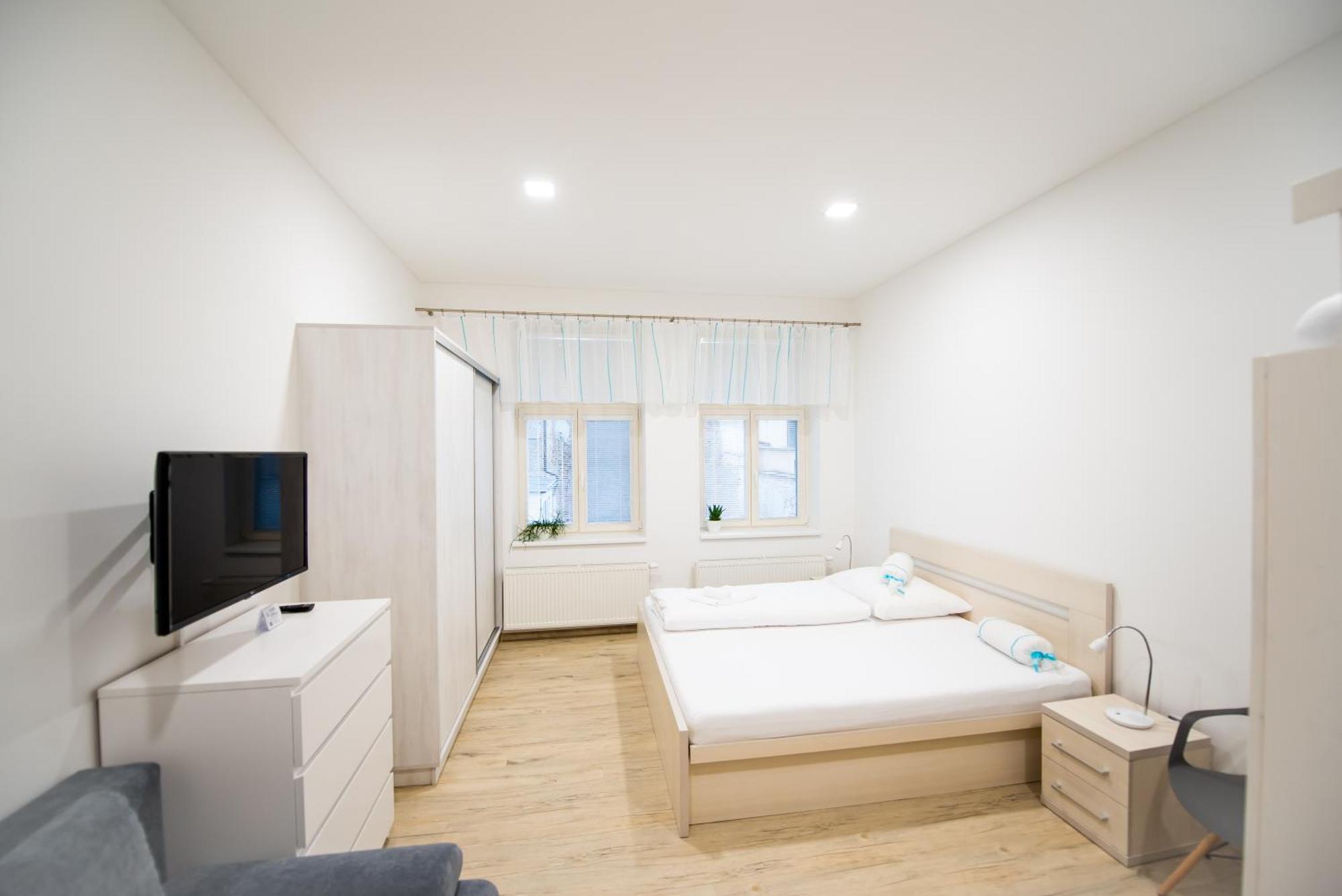 Apartmany Velke Namesti Kroměříž Exteriör bild