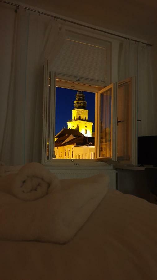 Apartmany Velke Namesti Kroměříž Exteriör bild